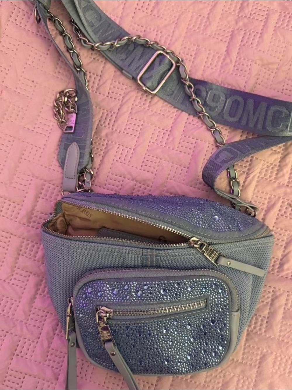 Steve Madden✨💜🩶 Lavender Crystal Crossbody Bag with Chain Strap